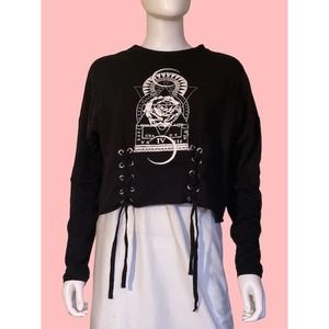 Hot Topic Graphic Lace Up Sweater